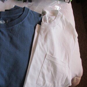 Muscle Sleeveless T-Shirts - (2) Fruit of the Loom - Medium